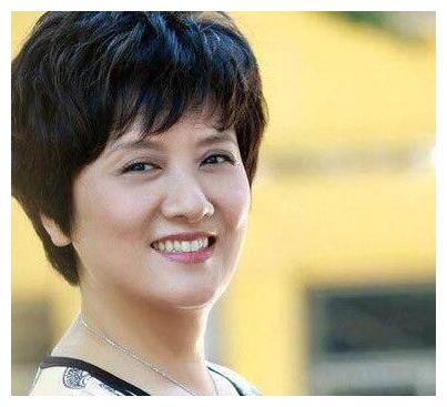 白娘子赵雅芝保养过度,王熙凤邓婕自然养护,网友:差别一目了然