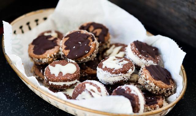 这6种解馋又不贵的“夹心饼干”,咬一口!爽甜酥脆可口,来试试