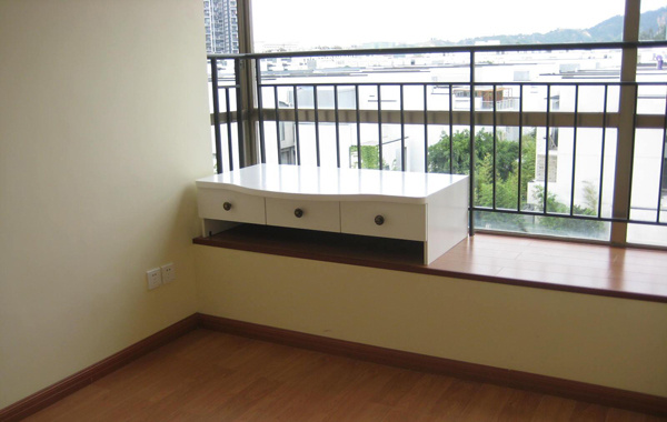 飘窗台面不要铺大理石了,现在盛行装这种,后悔我家发现晚了