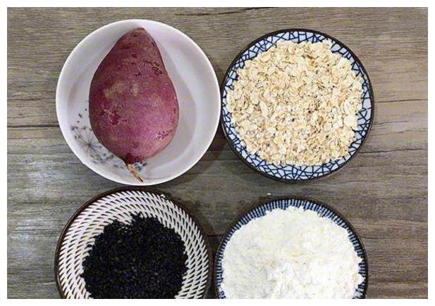 嘎嘣脆的紫薯燕麦饼干、自己在家里做、无油无糖