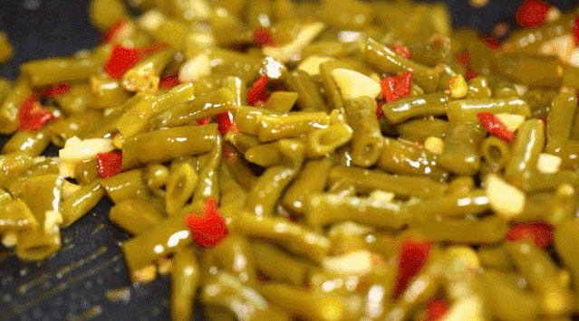 一个妙招两味调料，三天后这个家常食材就成了百搭美味