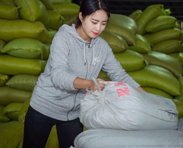 做废品的95后小妹年入百万！行业不分性别，成功不分年龄