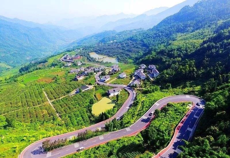 乡村大会堂 | 修路重要,养路更重要!国办要求:村道日常养护每年每公里不得低于3000元