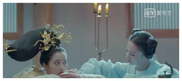 凤囚凰开播关晓彤缝纫机发型辣眼睛，古装剧奇葩造型你最服哪个？
