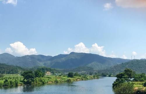 池州的这个县，石灰岩1亿万吨，尧舜之乡，GDP过150亿，两条高铁