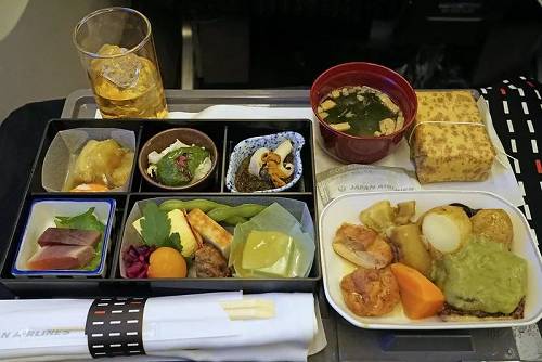 日本航空(Japan Airlines)的餐食 / 网络