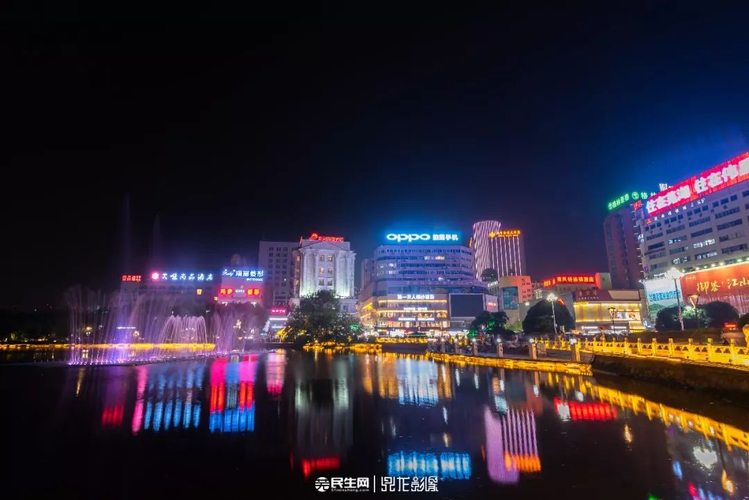 芜湖市中心这处音乐喷泉免费开放啦！美轮美奂！你打卡了吗？