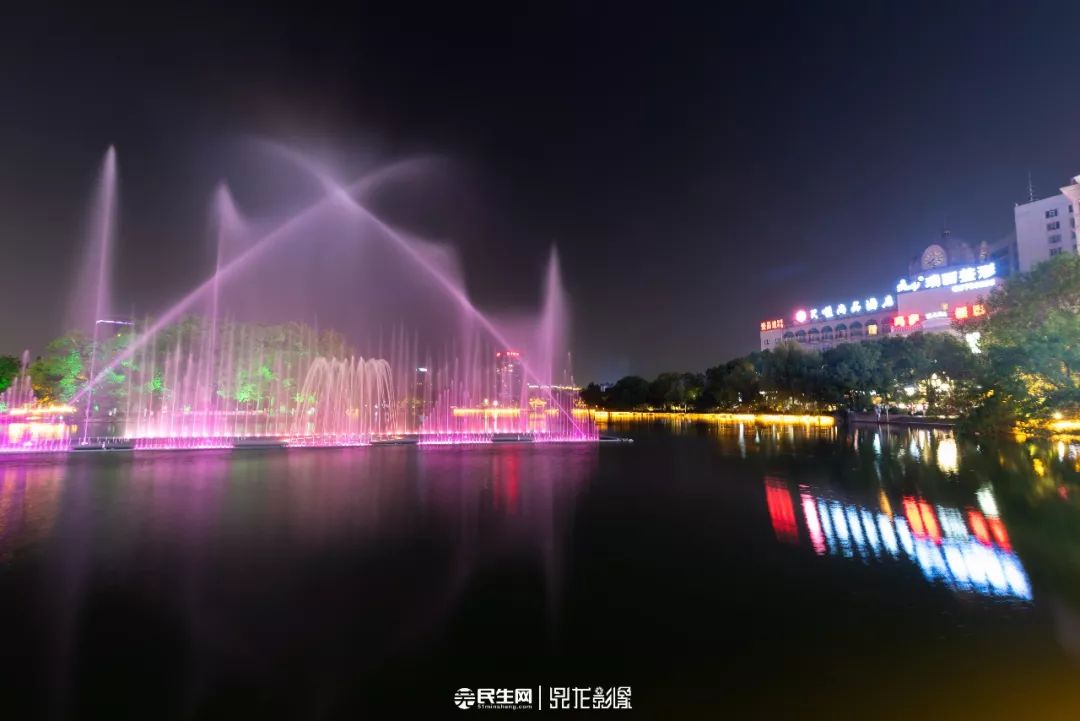 芜湖市中心这处音乐喷泉免费开放啦！美轮美奂！你打卡了吗？