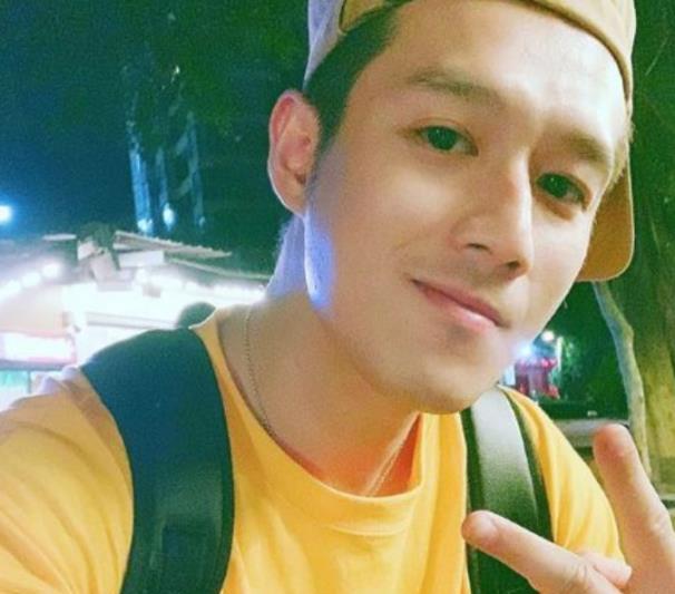 他曾大红后事业跌落，当清洁工送羊奶，存款只有个位数