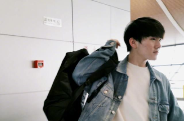 阿水辛德拉排到小明机器人：接Q属性被利用 0-12屈辱退场