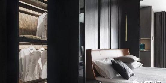 黑白灰的大理石家装