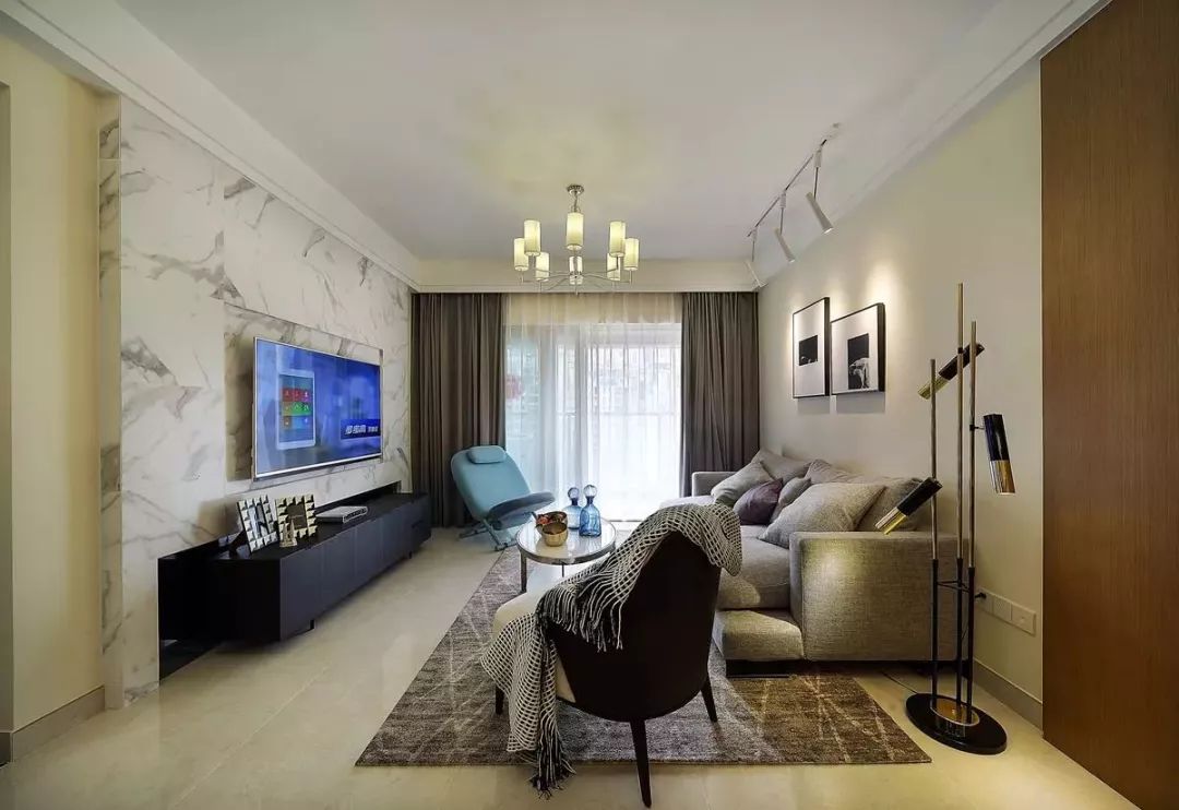 125平简约风三居室，用大理石做电视墙真好看！