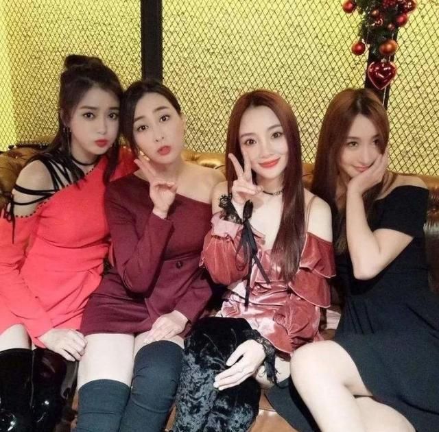 马苏主动提李小璐绯闻，暴露塑料姐妹情，这情商难怪总是被骂