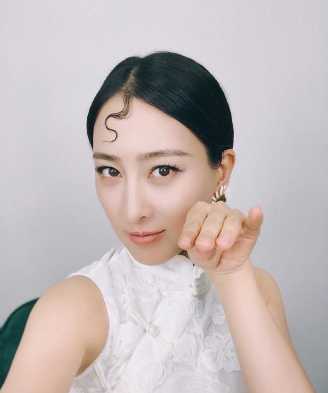 马苏主动提李小璐绯闻，暴露塑料姐妹情，这情商难怪总是被骂