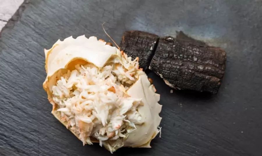 红酒情人节！5折吃『艺术品葡萄酒西餐厅』，你心爱的TA值得！