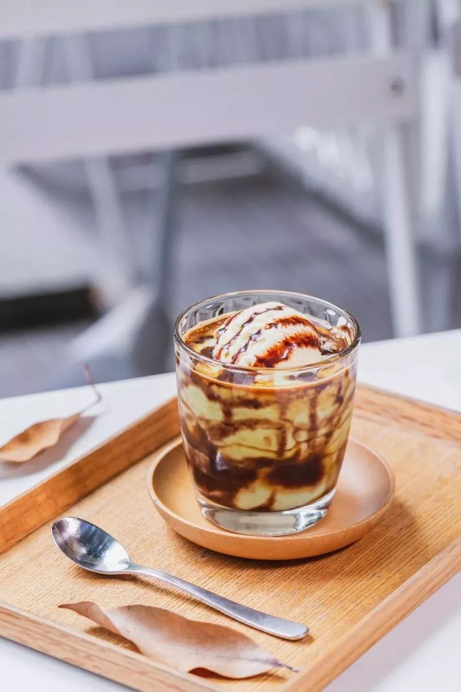 红酒情人节！5折吃『艺术品葡萄酒西餐厅』，你心爱的TA值得！