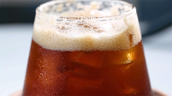 红酒情人节！5折吃『艺术品葡萄酒西餐厅』，你心爱的TA值得！