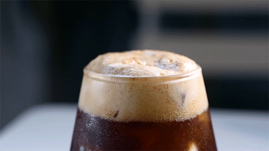 红酒情人节！5折吃『艺术品葡萄酒西餐厅』，你心爱的TA值得！