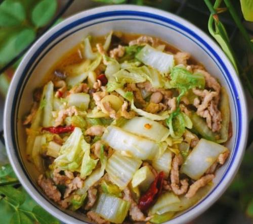 多吃白菜营养护肤还补钙,养颜美容白菜解决,简单小炒美味家常