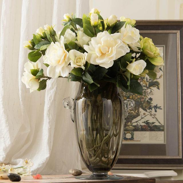 过了花季的栀子花,“养护”必须要做好,安全过冬明年开花不担心