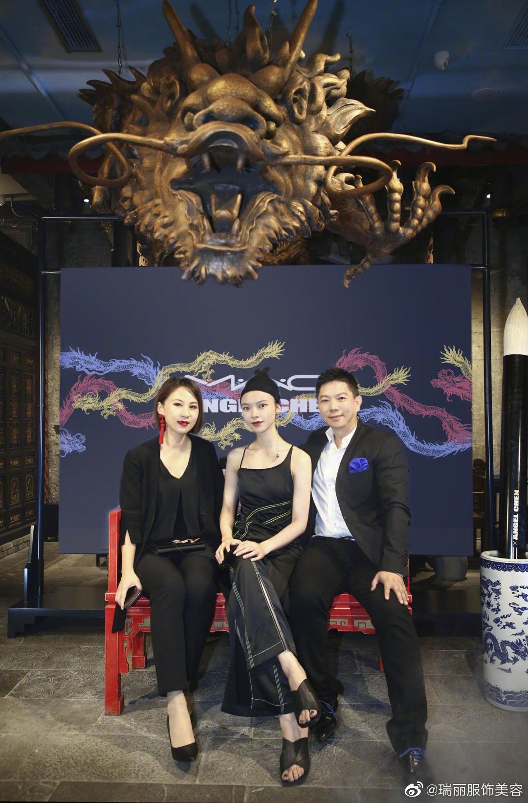 M·A·C魅可联手中国独立设计师品牌Angel Chen