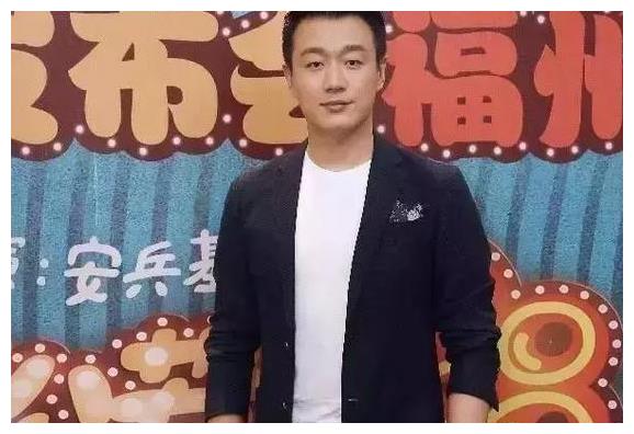 身价过亿却穿一双便宜鞋，用20元网购的水杯，娱乐圈最持家男神