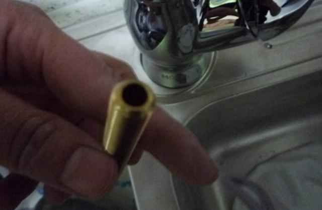 水槽安装就要按部就班,6个安装顺序不能颠倒,否则后患无穷