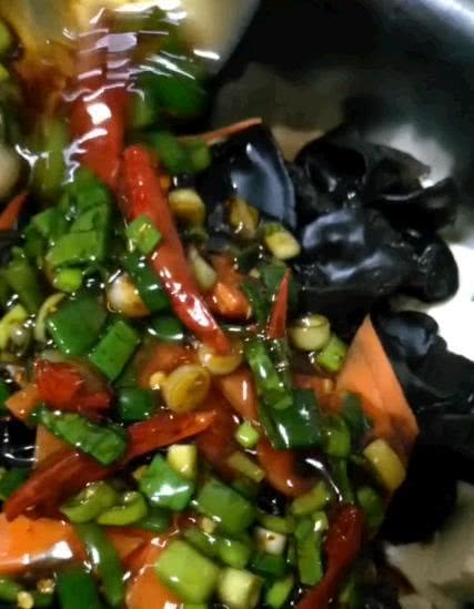 一块大豆腐一顿饭，有灵魂的豆腐做法，简单易做味道好