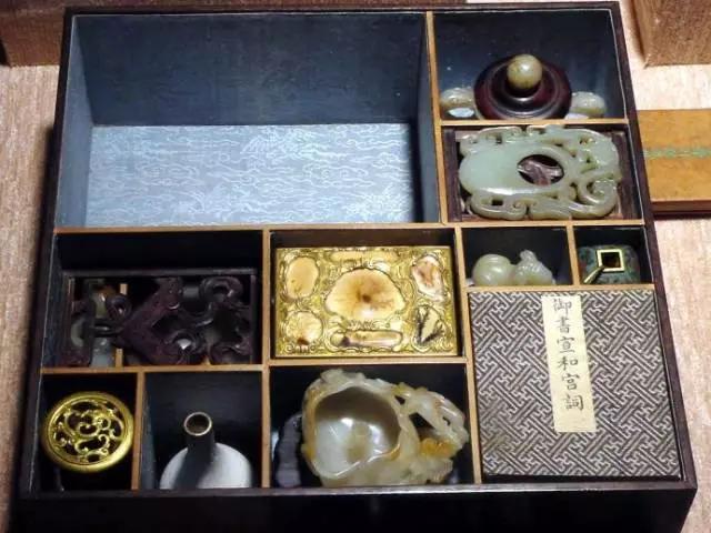 皇帝的玩具箱：不吹牛，能看一年