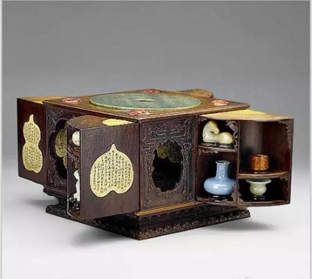皇帝的玩具箱：不吹牛，能看一年