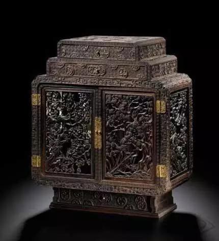 皇帝的玩具箱：不吹牛，能看一年