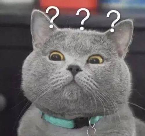 开心一刻:我在路边买饼干,实在是太香了,忍不住就一边装一边吃