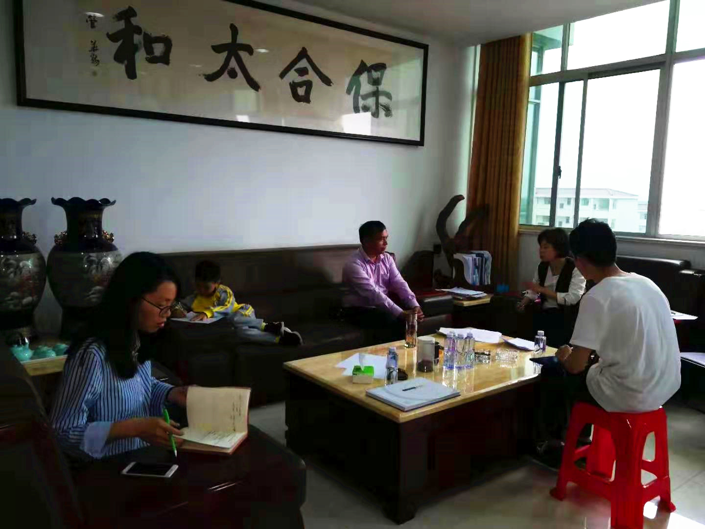 区商务局牢记初心使命，深入企业做好服务