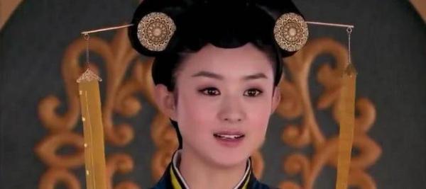 满头小饼干的古装女子，孔慈毫无章法、赵丽颖看上去十分有趣