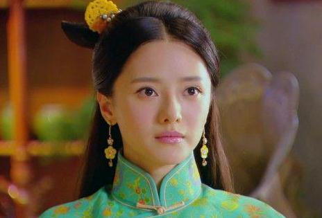 满头小饼干的古装女子，孔慈毫无章法、赵丽颖看上去十分有趣