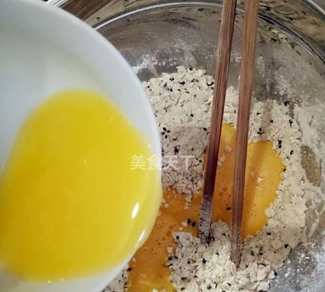 教你做燕麦饼干，酥脆可口，在家就能轻松搞定