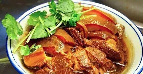 同安封肉：一双筷子就能切开