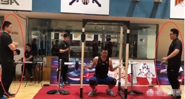 寒心，全程无保护，张兆旭重伤倒地后，工作人员竟先去查看器材