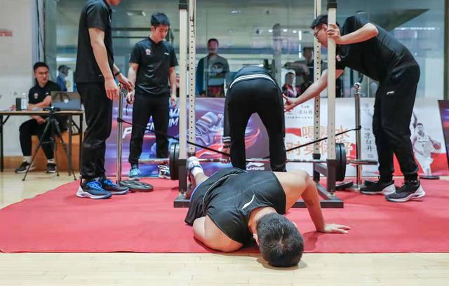 CBA球队老总怒斥体测 张兆旭受伤没人管，反而去看器材