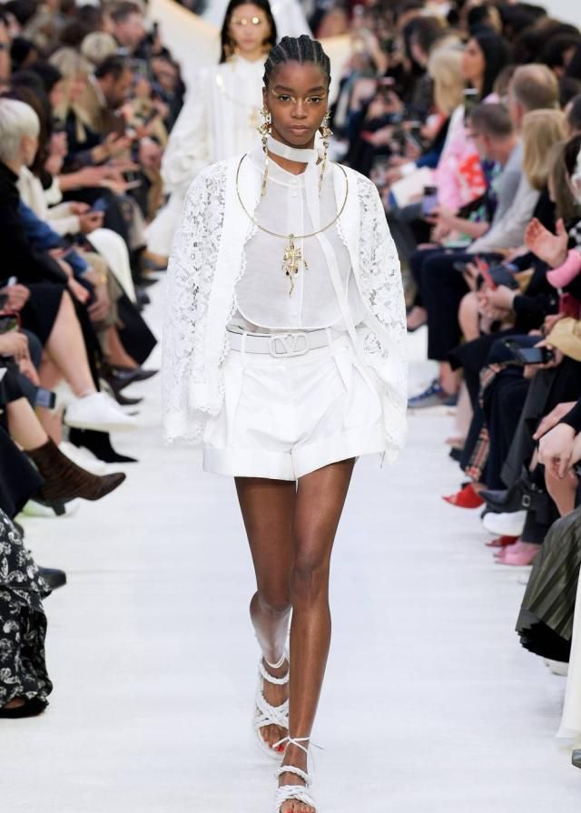 镂空提花面料，立体时尚！