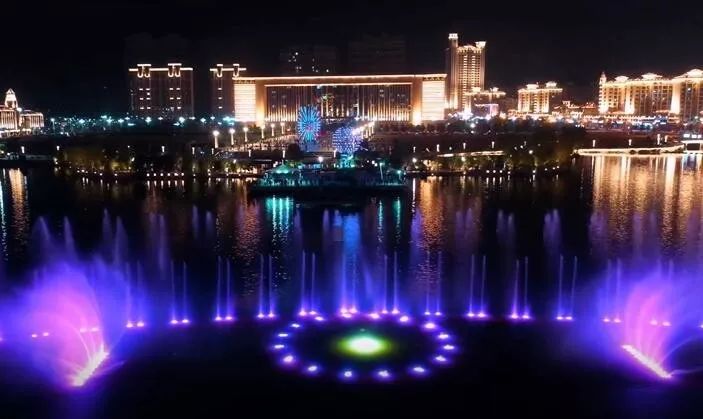 有变化！要去八一广场看喷泉的等两天！还有神秘惊喜~