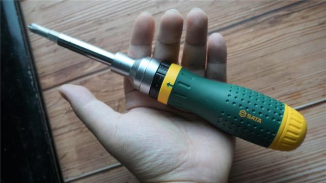 修理工具哪家强？世达19合1可替换式螺丝批组套体验不赖