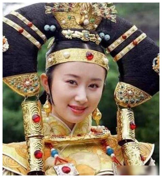 细数古装奇葩造型：缝纫机、米老鼠、易拉罐，看到杨蓉的没忍住