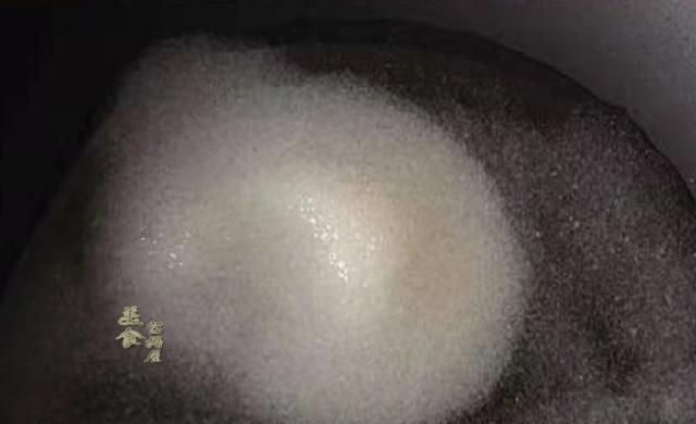 花生小零食的家常做法，香甜酥脆，简单3步就搞定，一口一个倍香