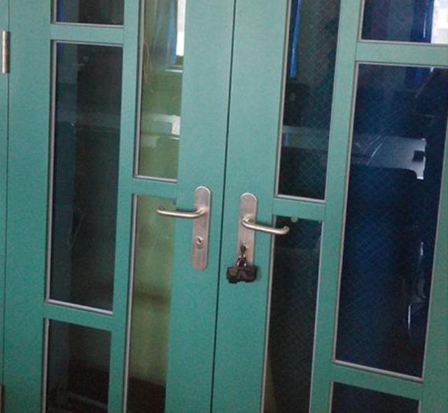 不锈钢防盗门你家买对了吗?3个选购要点,不仅要美观还要安全