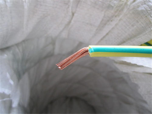 家里装修电线用软线还是硬线好？听老电工分析，我才知道后悔