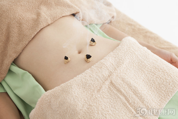 艾灸排“湿”，体内2个穴位是开关，你能找准吗？
