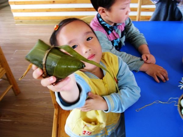 儿科医生：这6类食物，最好不要给小孩吃，危害不比添加剂差！