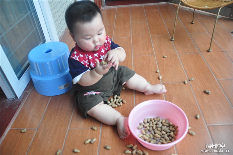 儿科医生：这6类食物，最好不要给小孩吃，危害不比添加剂差！