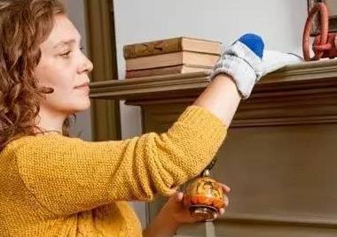 旧袜子这样一改造，你想不到有这么强的清洁能力